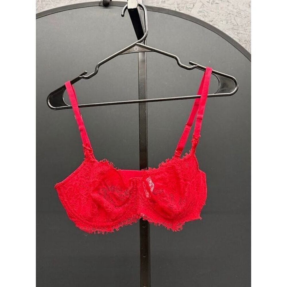 Victoria's Secret Dream Angels Red Lace Push-Up Without Padding Bra